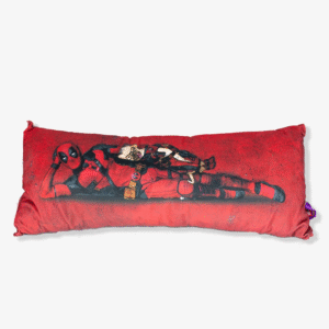 ALMOFADA FIBRA VELUDO 70X30CM DEAD POOL