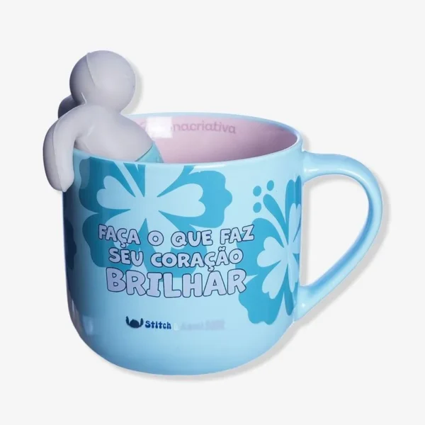 CANECA 350ML C/INFUSOR P/ CHA STITCH NAMORADOS - Imagem 2