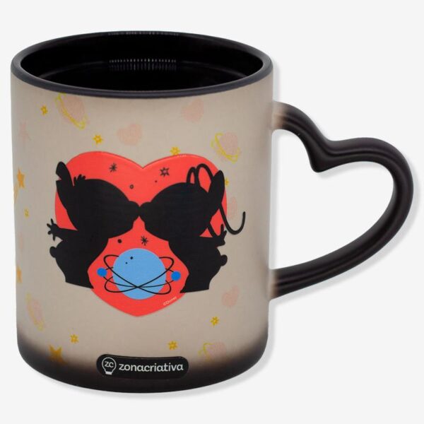 CANECA MAGIC CORACAO 300ML STITCH E ANGEL NAMORADOS PRETA - Imagem 4